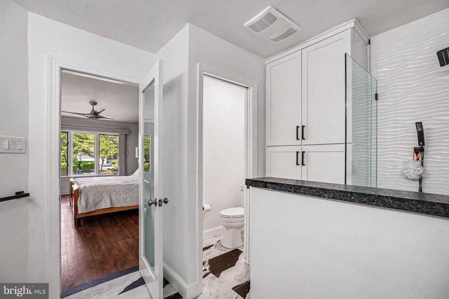 944 Hedgerow Ct # Property Photo 30