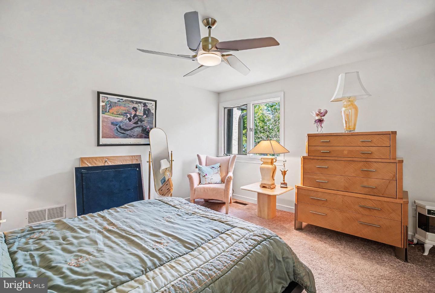 944 Hedgerow Ct # Property Photo 39