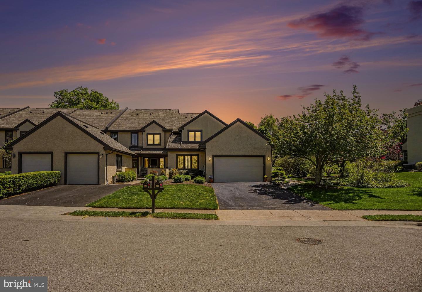 944 Hedgerow Ct # Property Photo 51