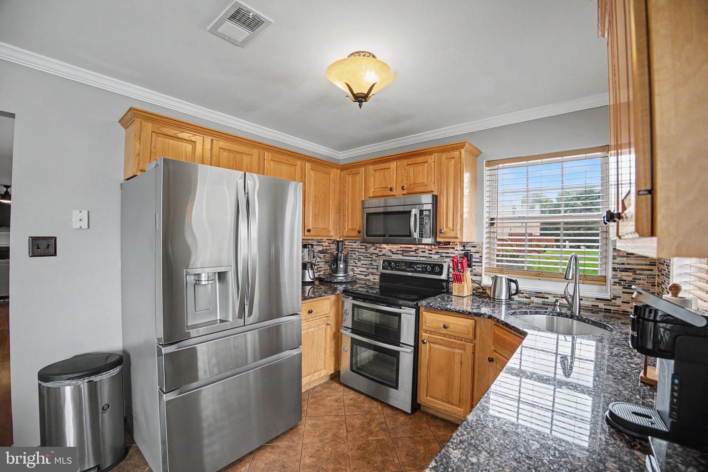 2106 Harrison Ct # Property Photo 8
