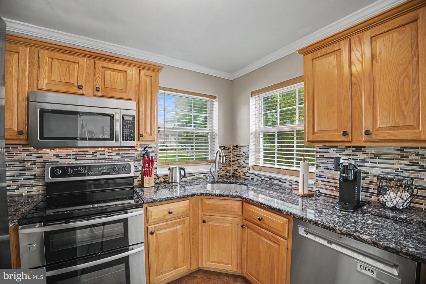 2106 Harrison Ct # Property Photo 9