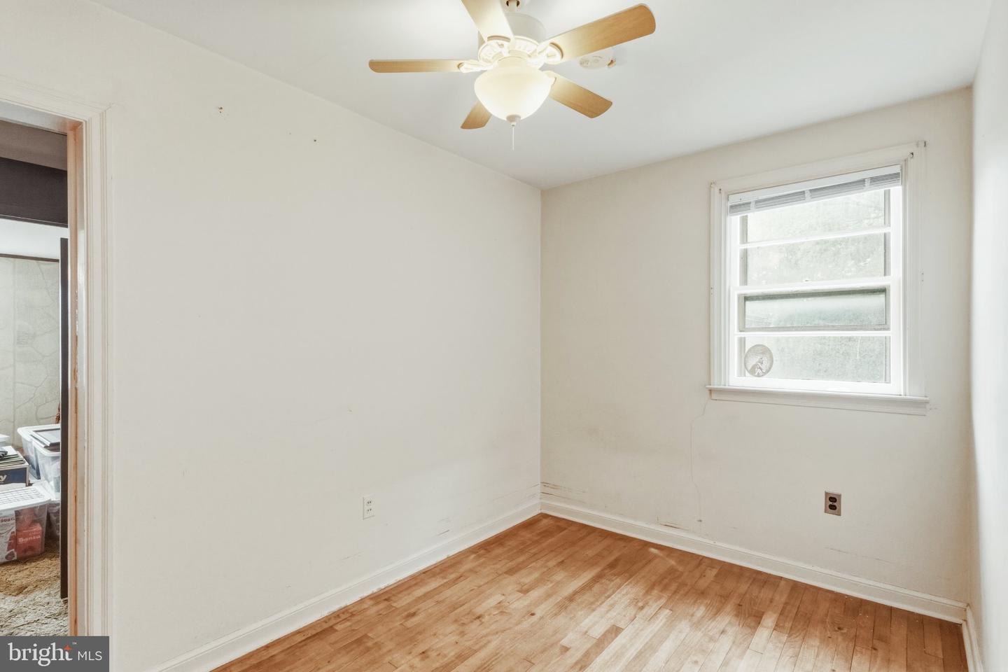 325 E Mount Kirk Ave # Property Photo 16