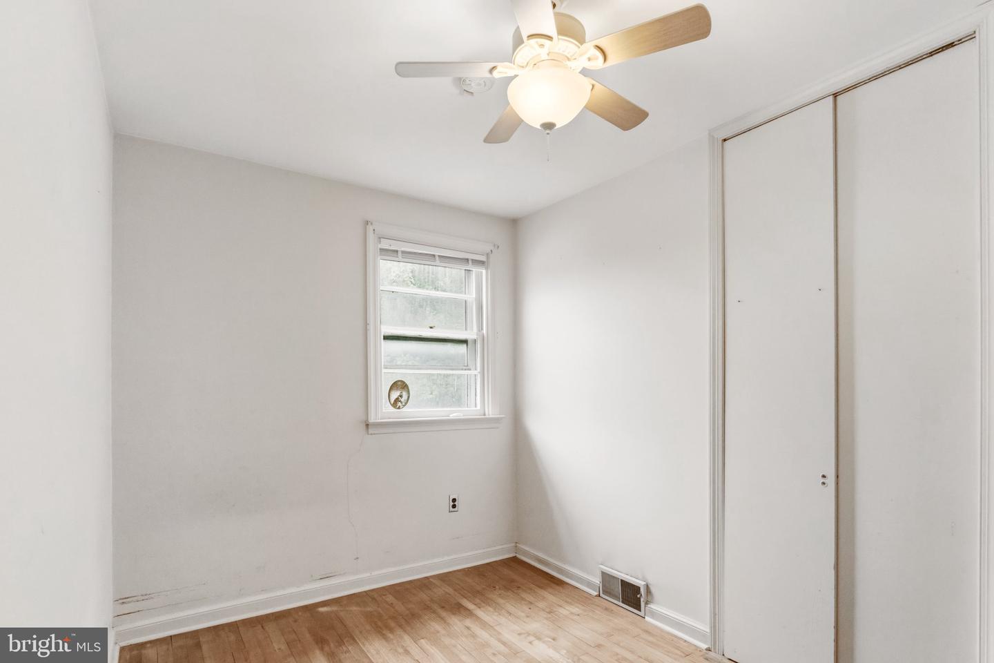 325 E Mount Kirk Ave # Property Photo 17
