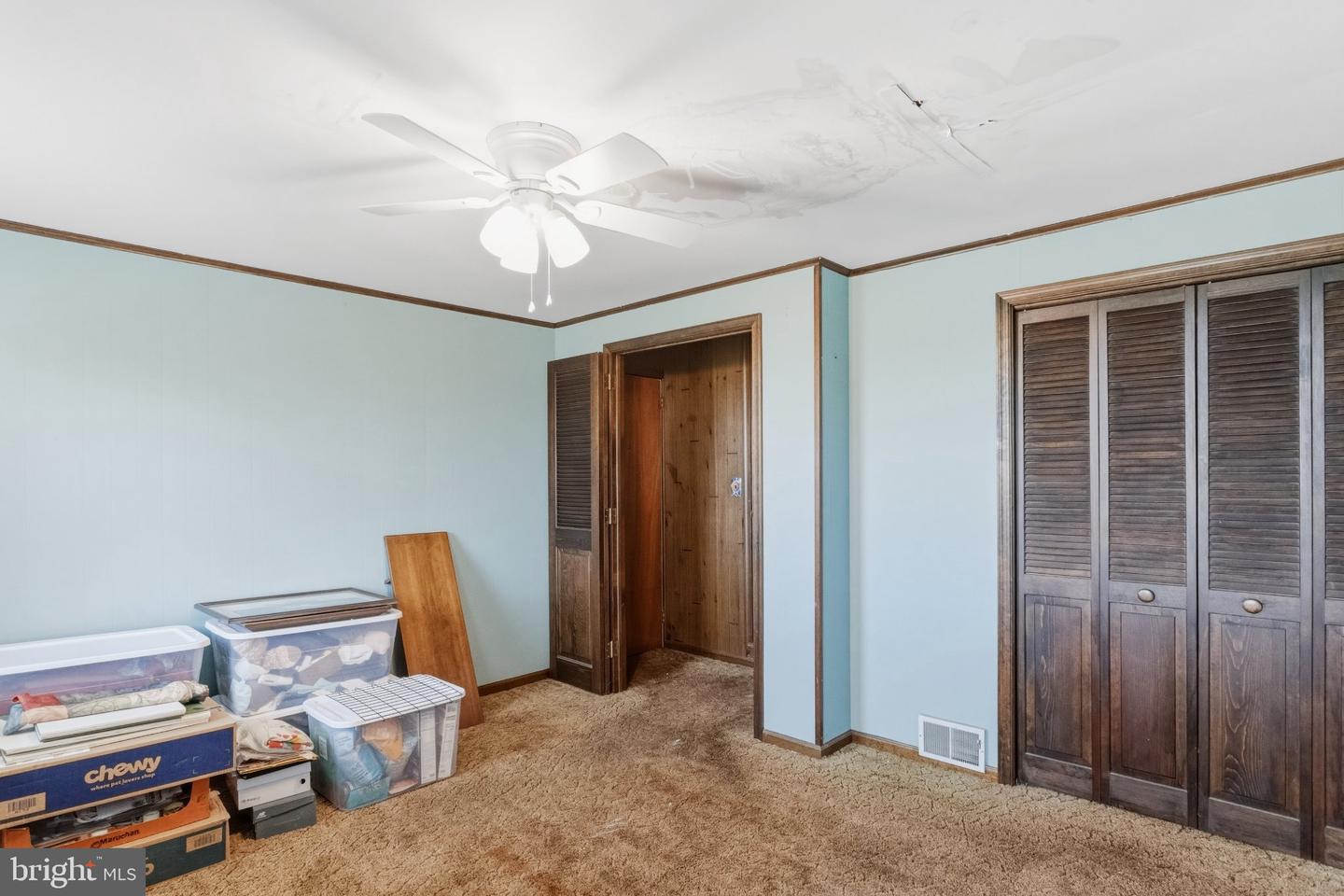 325 E Mount Kirk Ave # Property Photo 18