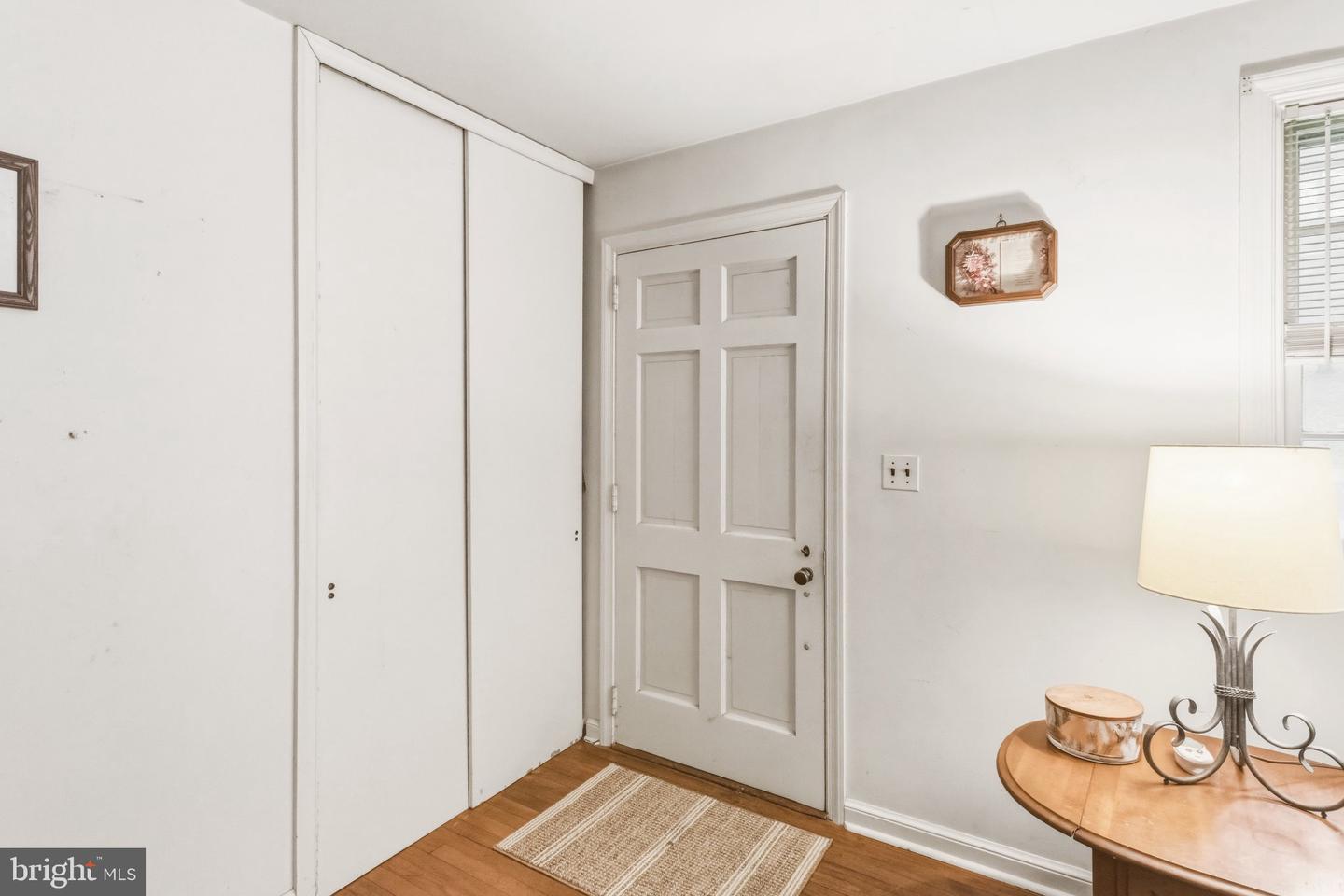 325 E Mount Kirk Ave # Property Photo 25