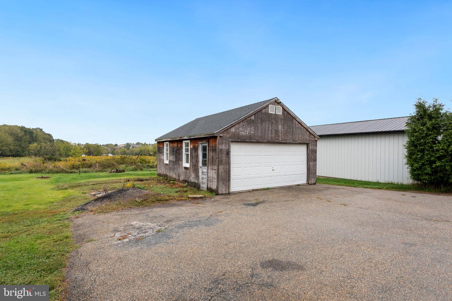 325 E Mount Kirk Ave # Property Photo 28