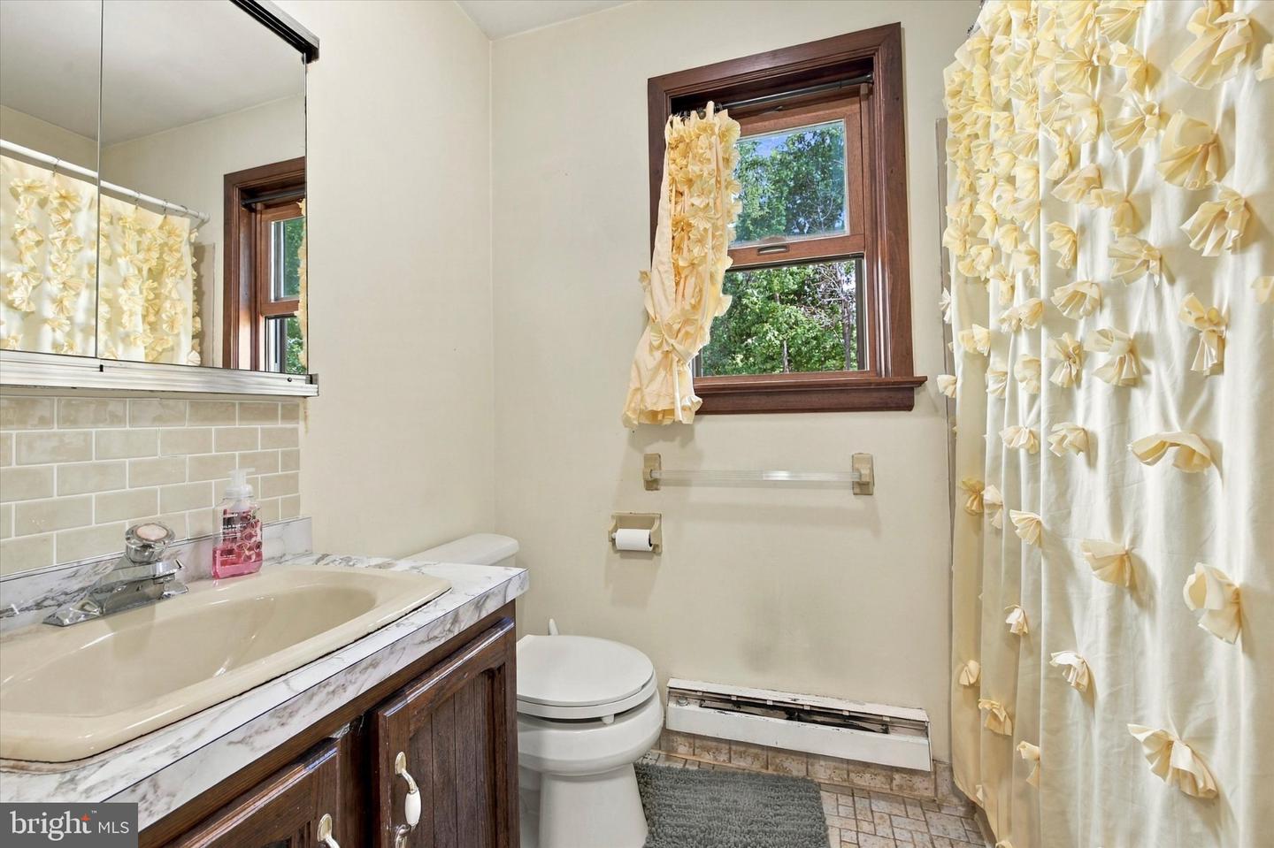 2070 Hendricks Station Rd # Property Photo 20