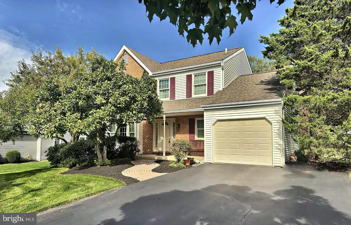 3 Linden Way Property Photo 1