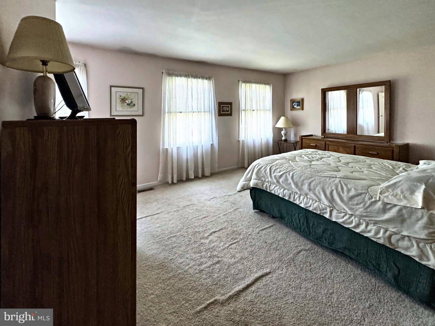 3 Linden Way Property Photo 16
