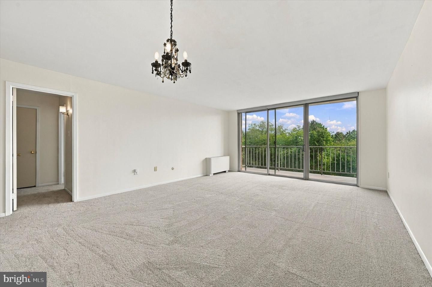 309 Florence Ave #411-n Property Photo 4