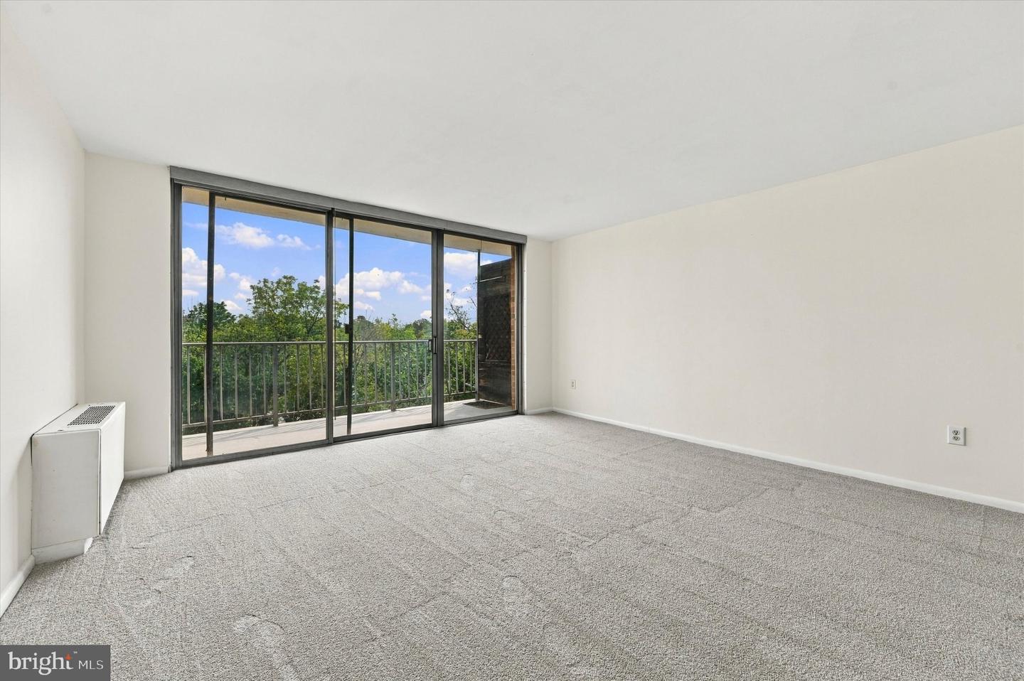 309 Florence Ave #411-n Property Photo 5