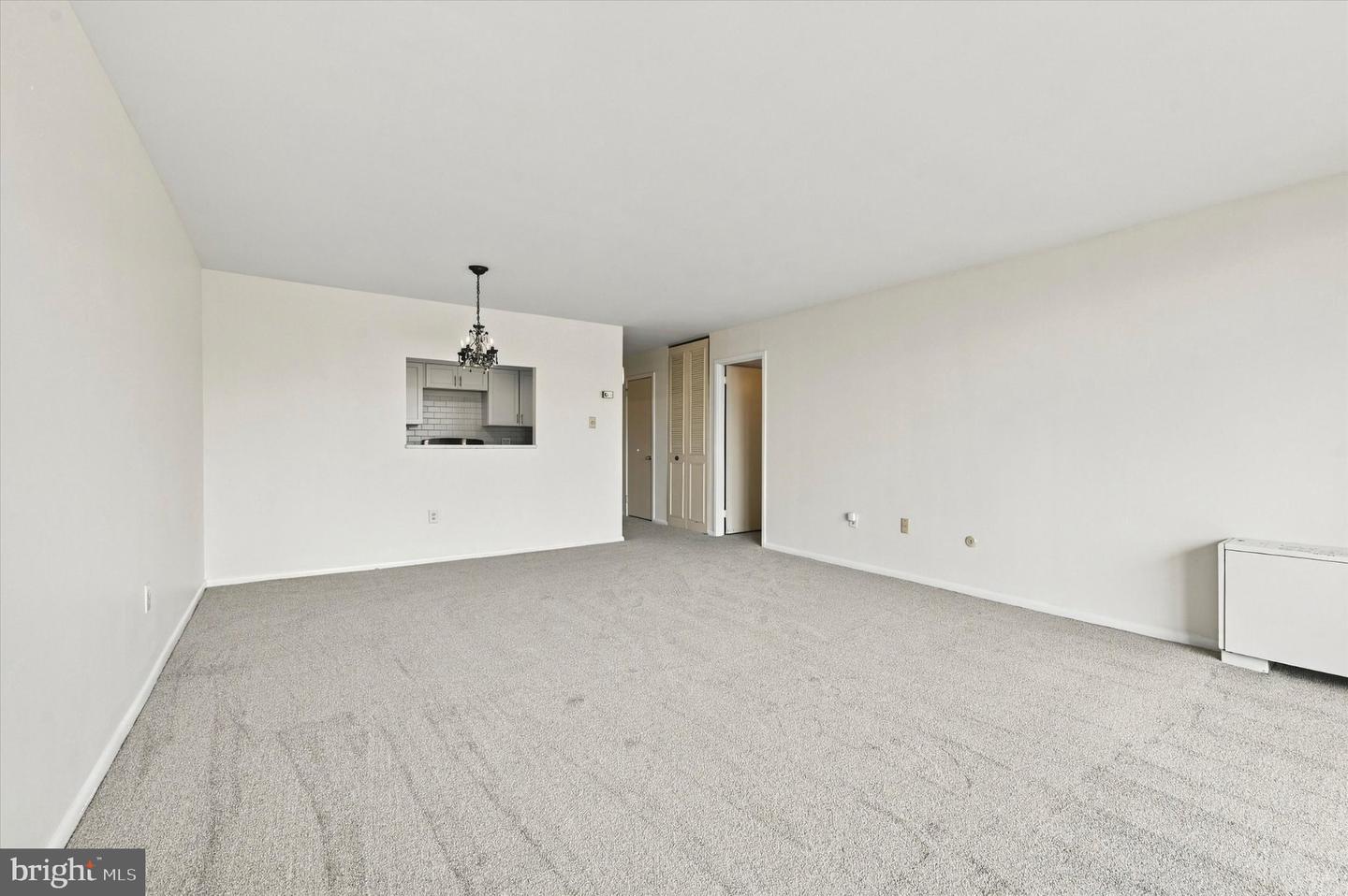 309 Florence Ave #411-n Property Photo 6