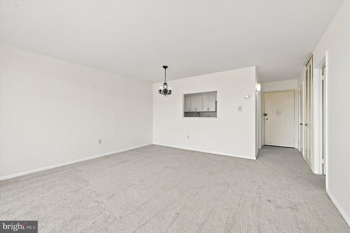 309 Florence Ave #411-n Property Photo 7