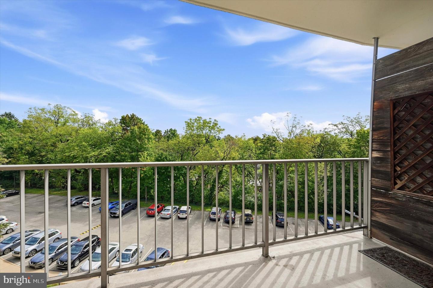 309 Florence Ave #411-n Property Photo 17