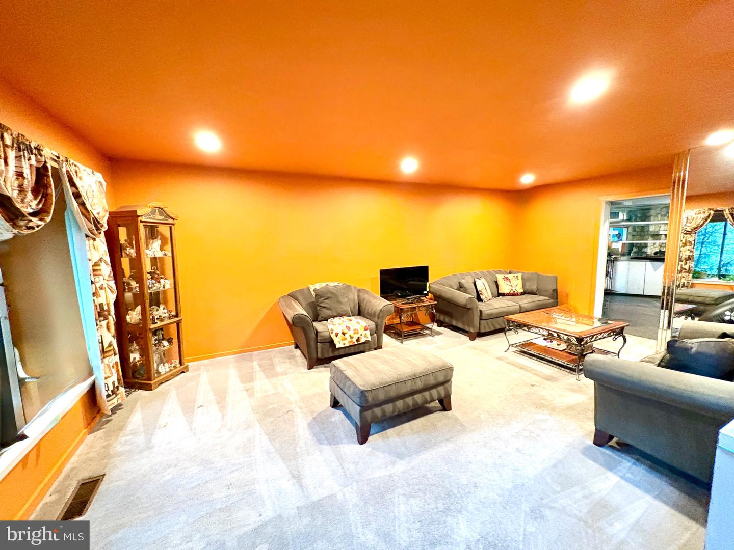 206 Steeplechase Dr Property Photo 15