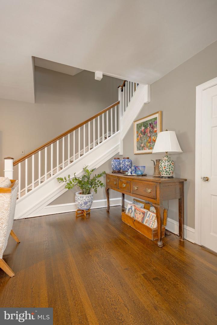 504 Spring Ln Property Photo 18