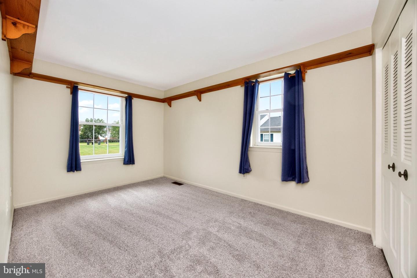 1704 Village Green Dr # Property Photo 24