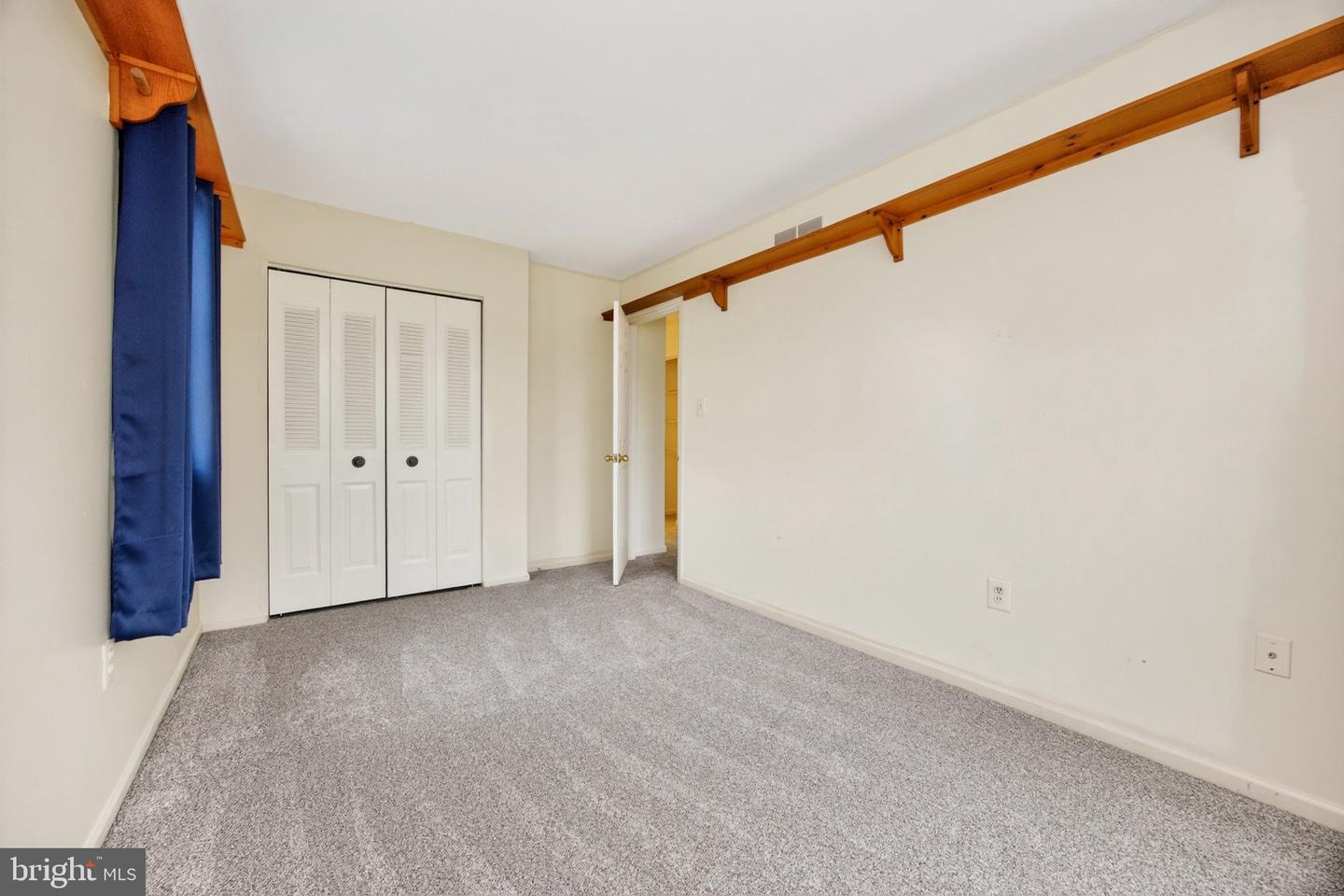 1704 Village Green Dr # Property Photo 25