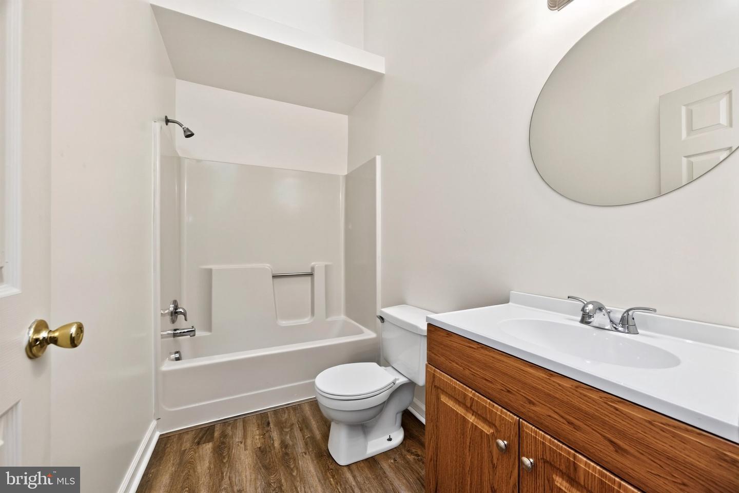 1704 Village Green Dr # Property Photo 28