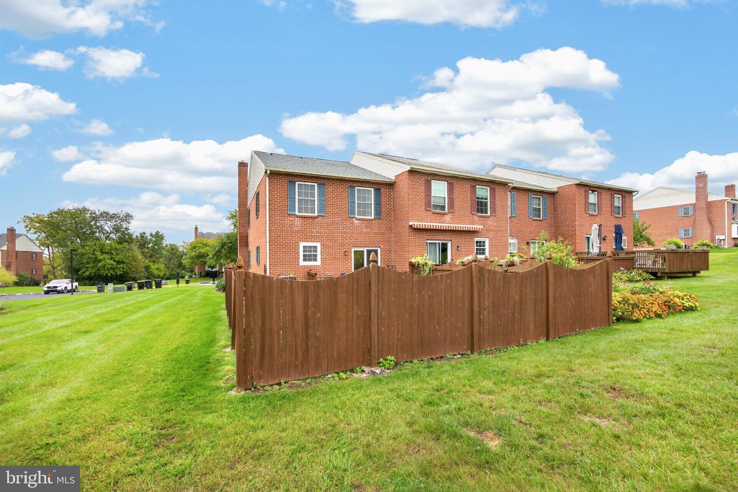 1704 Village Green Dr # Property Photo 41