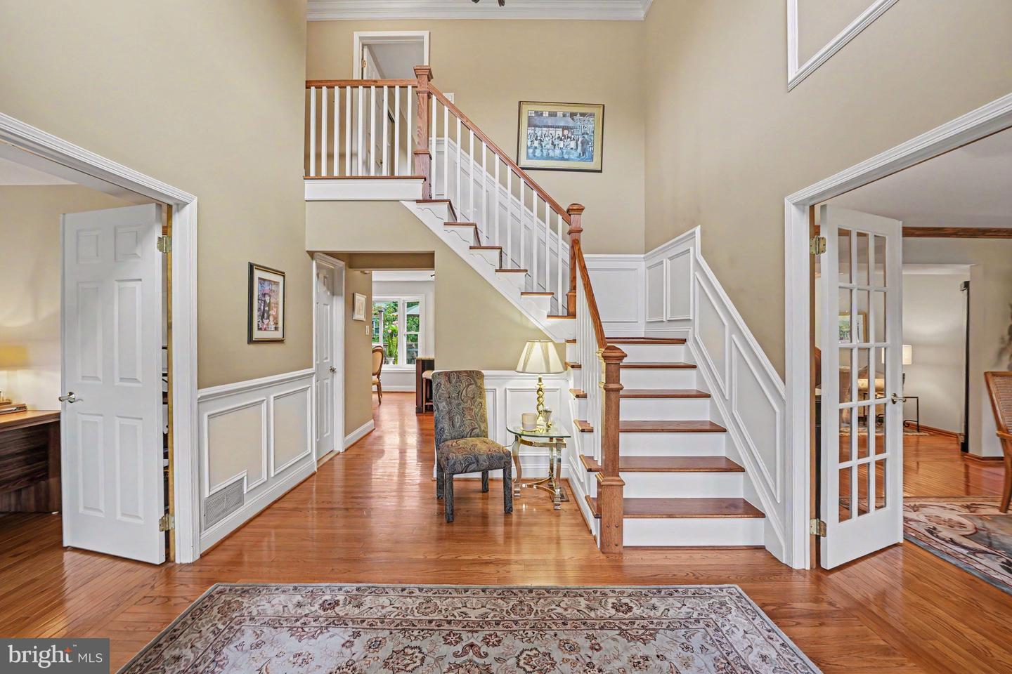 1075 Carriage Ln Property Photo 8
