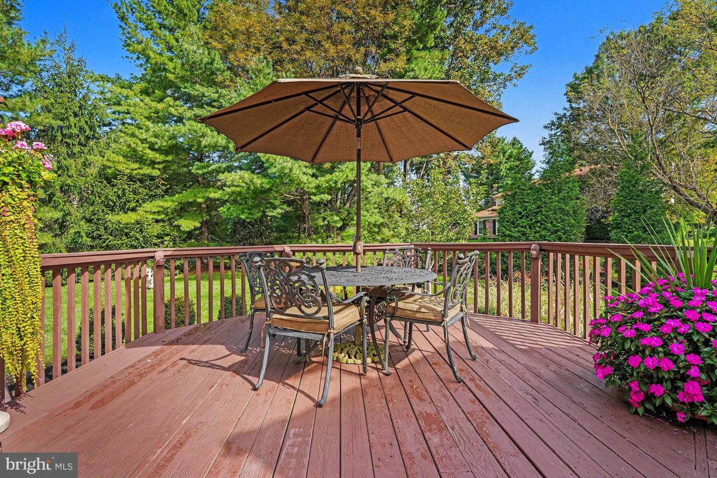 1075 Carriage Ln Property Photo 51