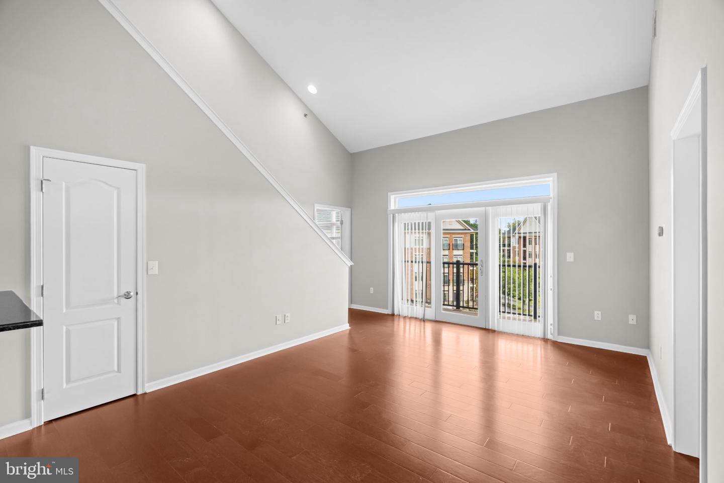 531 Carson Ter Property Photo 11