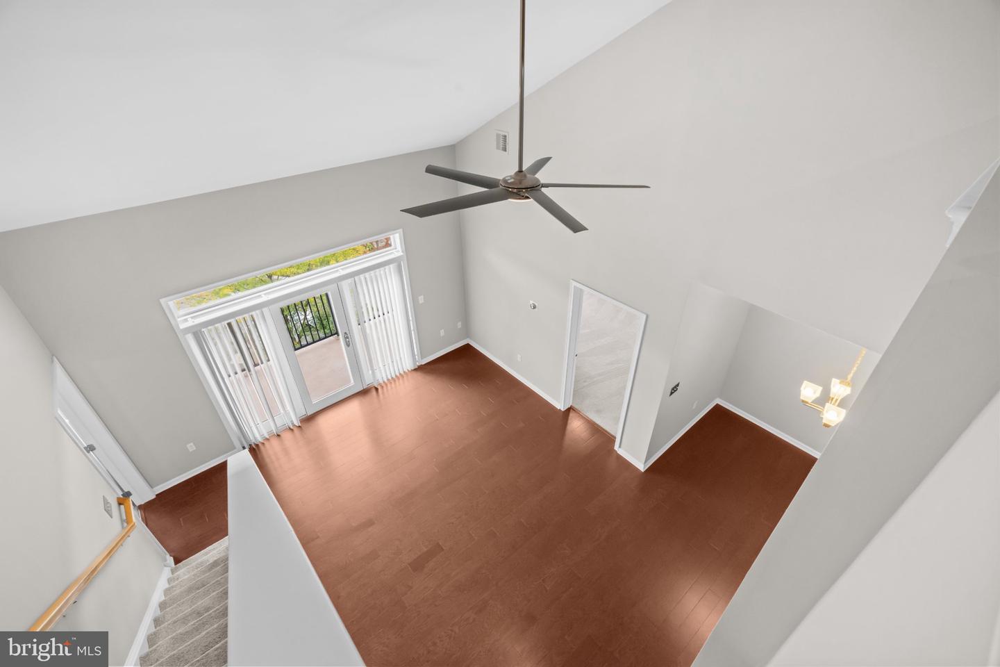531 Carson Ter Property Photo 13