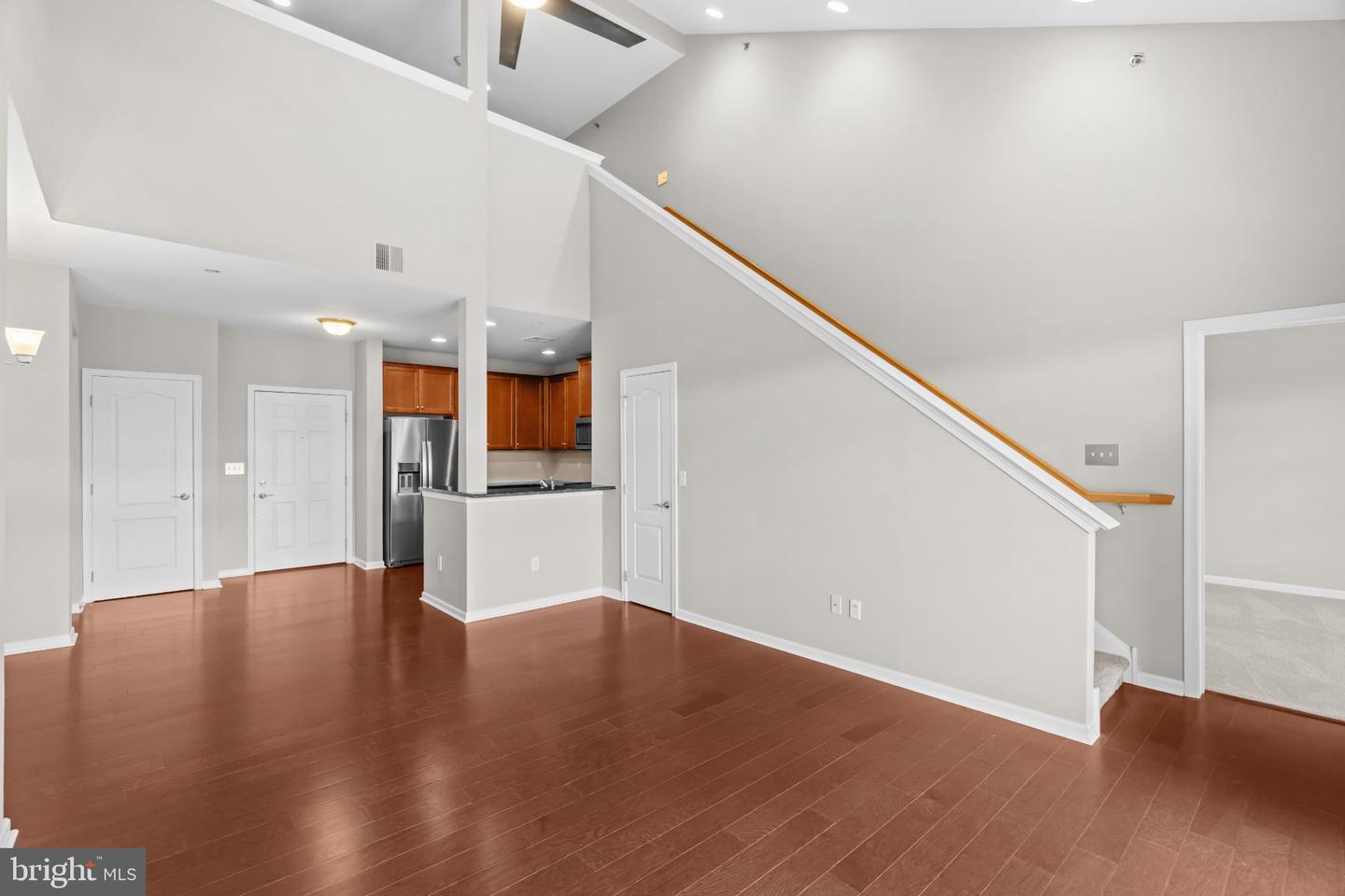 531 Carson Ter Property Photo 14