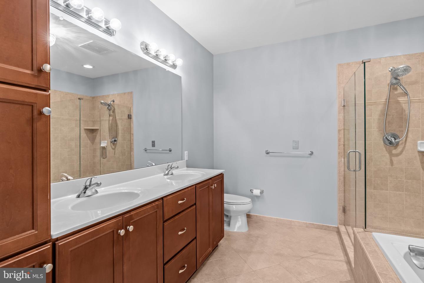 531 Carson Ter Property Photo 21