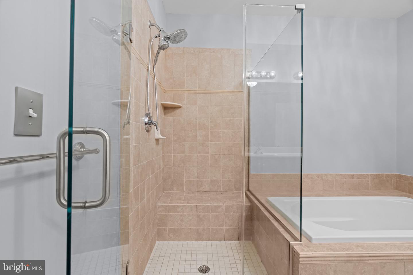 531 Carson Ter Property Photo 23