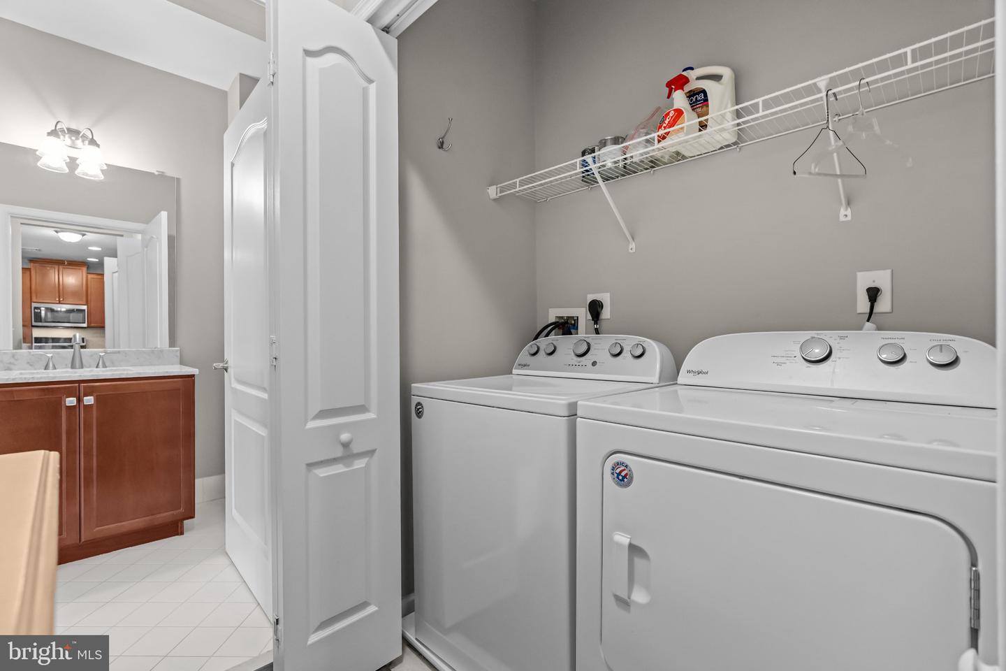 531 Carson Ter Property Photo 30