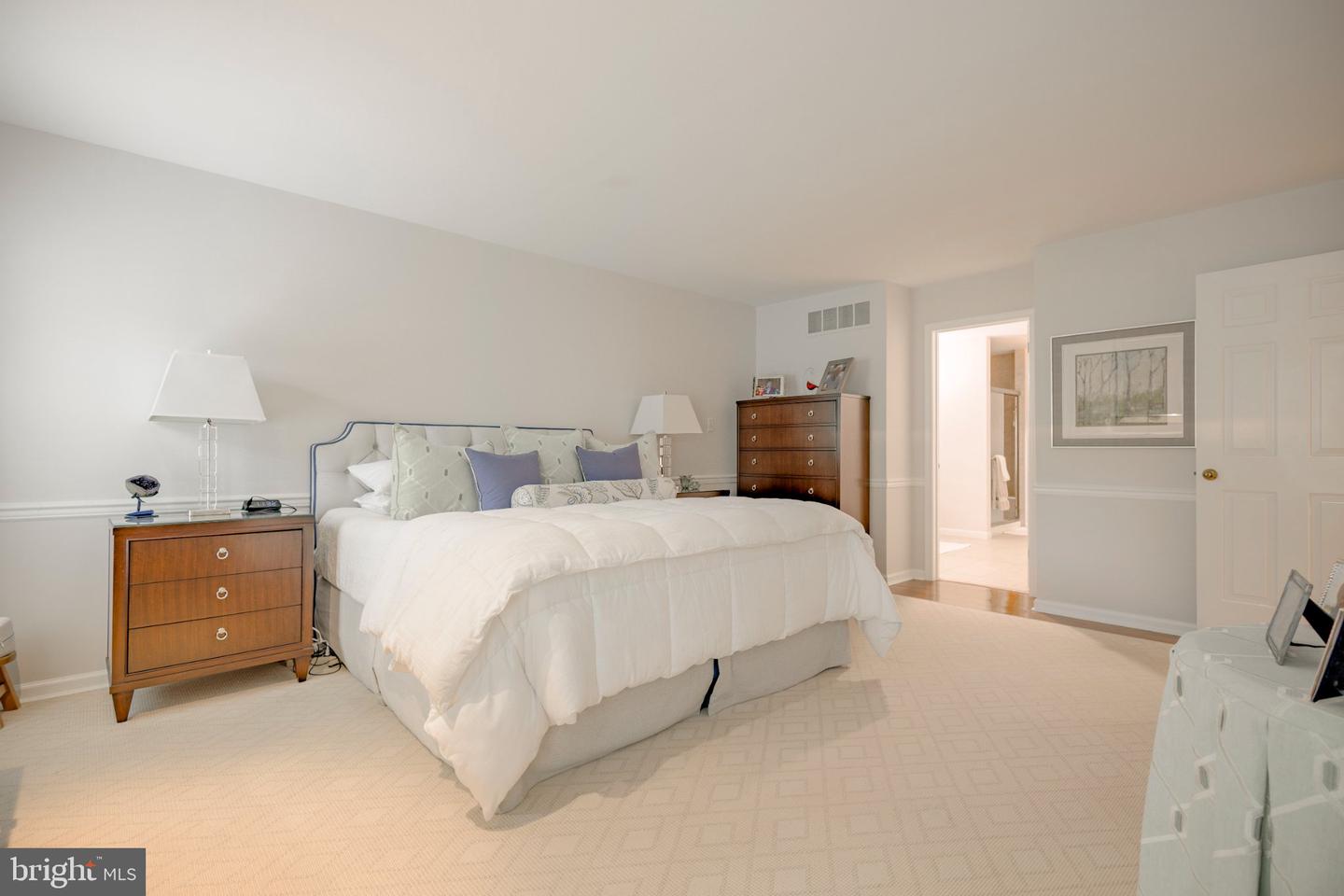 120 Bridle Ln Property Photo 14