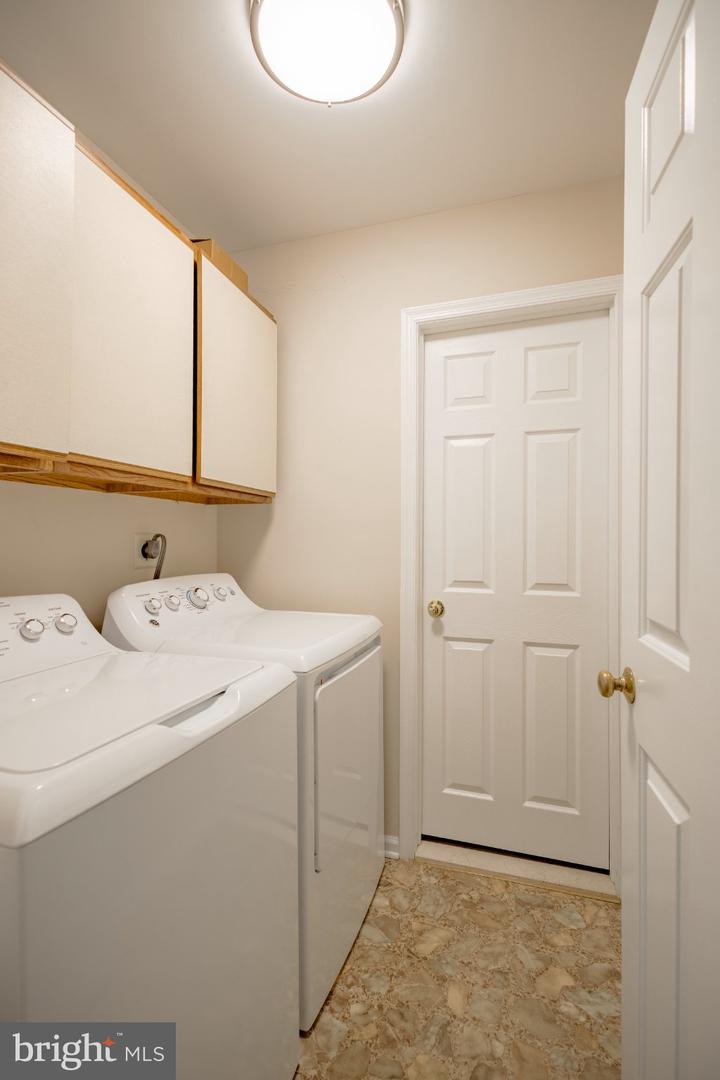 120 Bridle Ln Property Photo 32