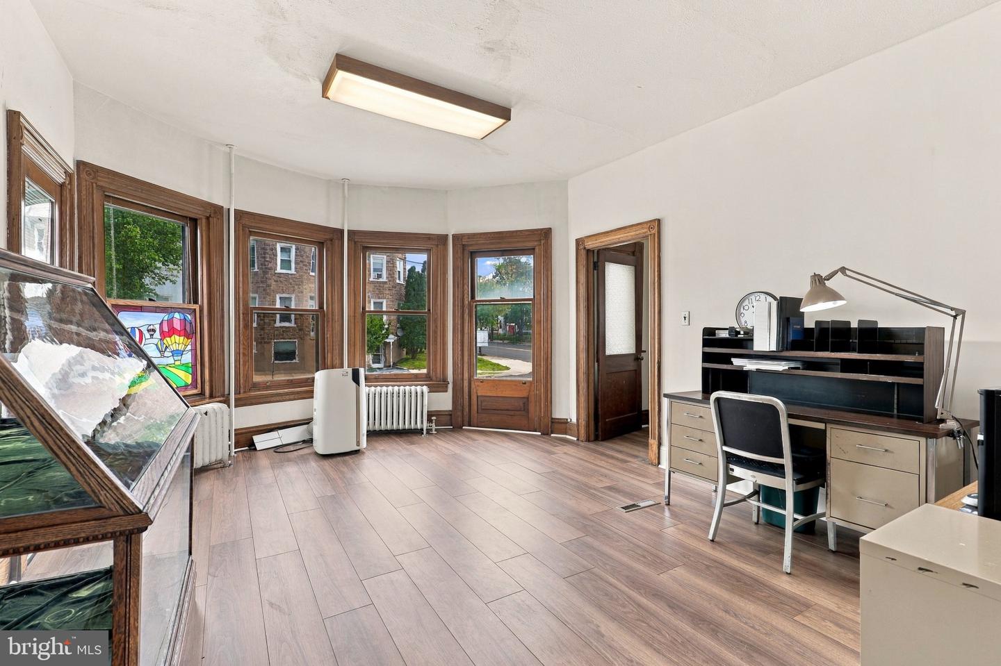 300 S Broad St # Property Photo 9