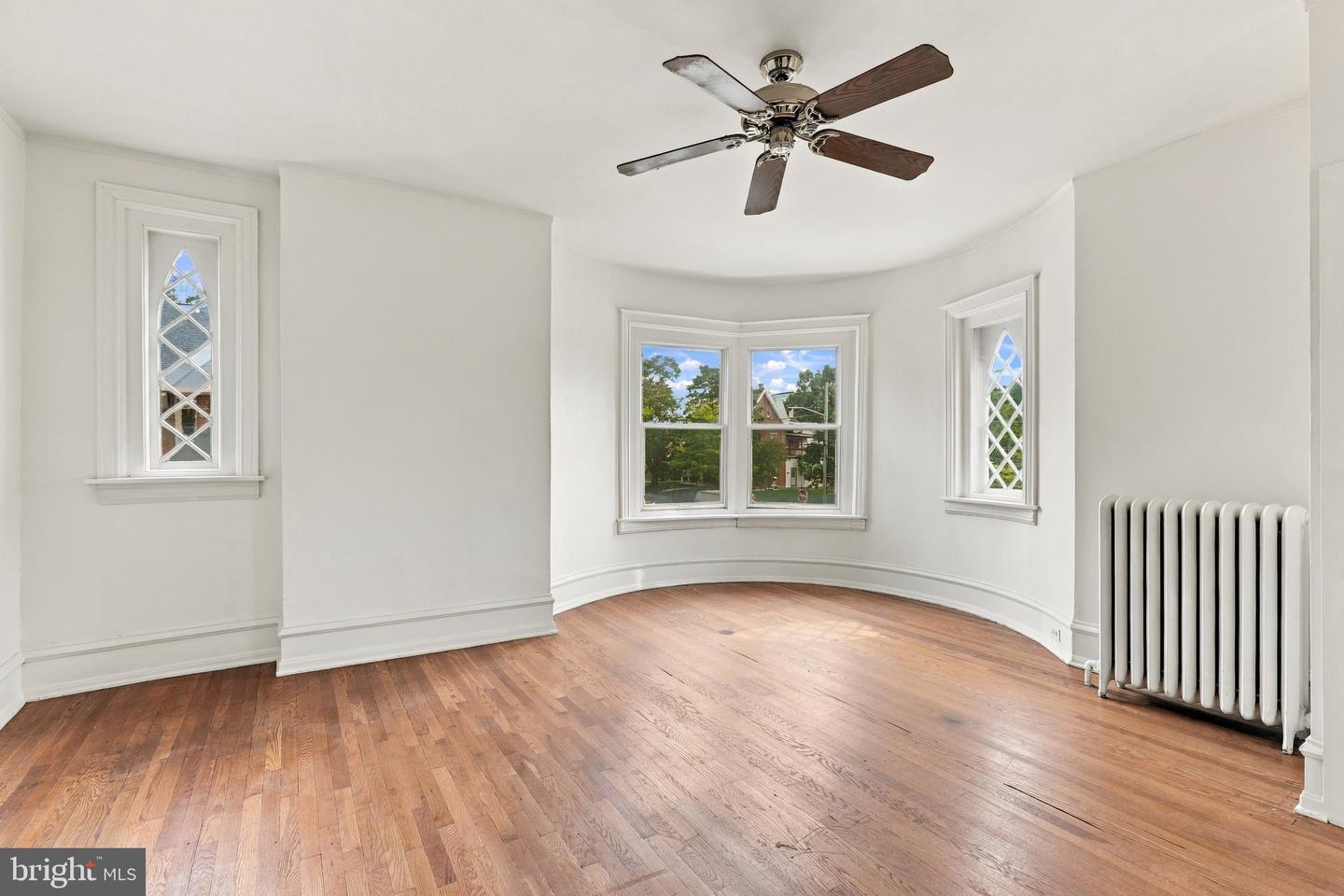 300 S Broad St # Property Photo 17