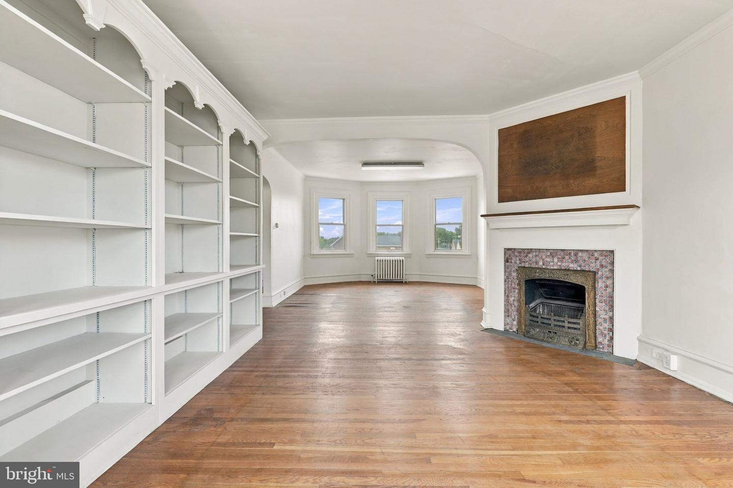 300 S Broad St # Property Photo 26