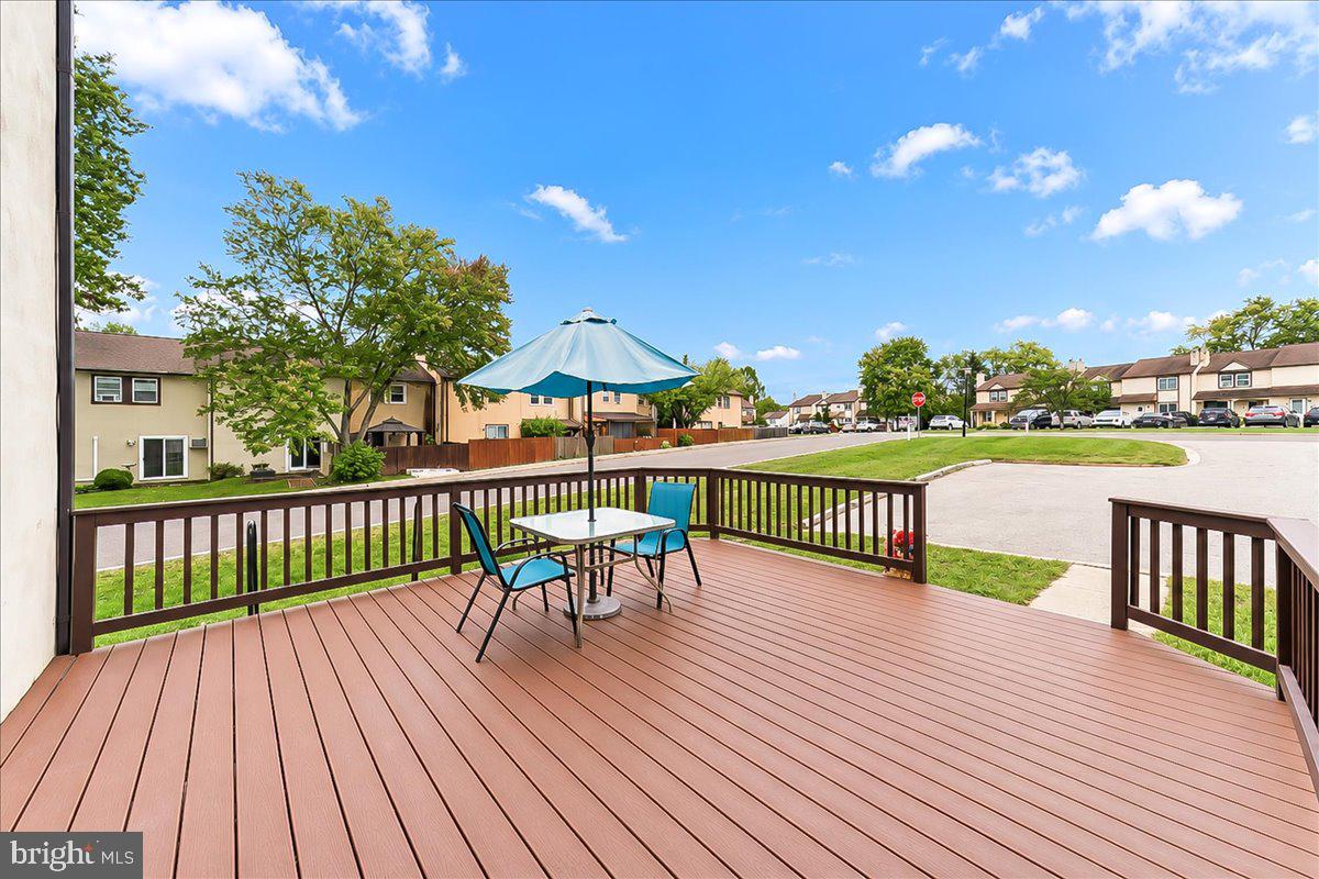 102 Walnut Ridge Est Property Photo 3
