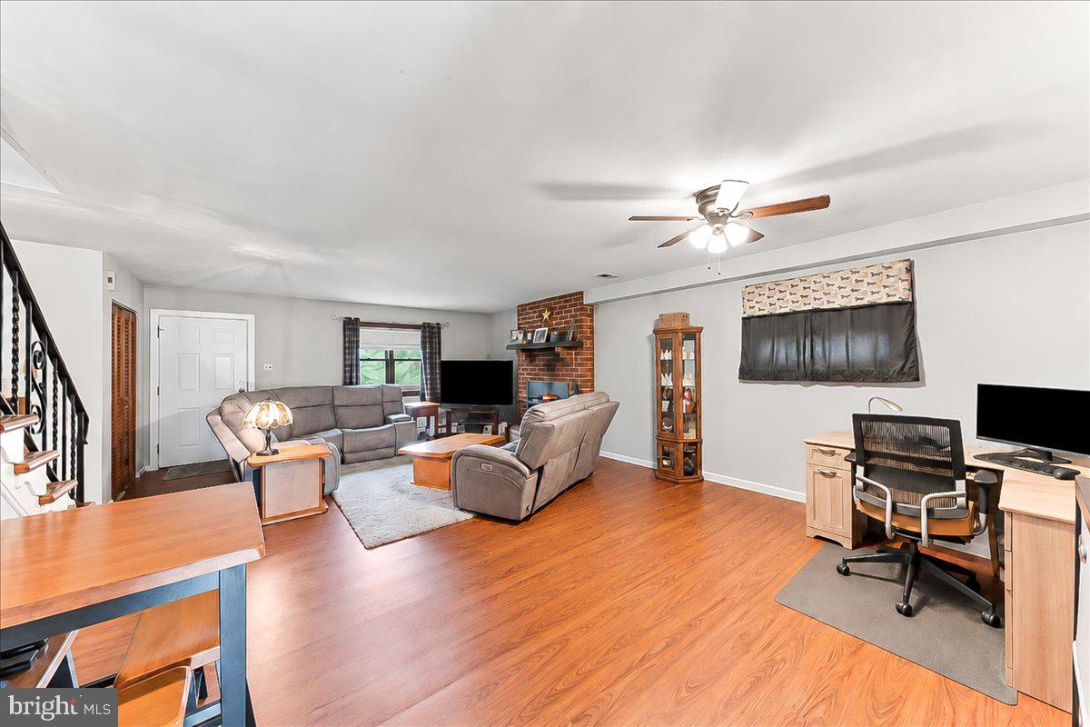 102 Walnut Ridge Est Property Photo 7