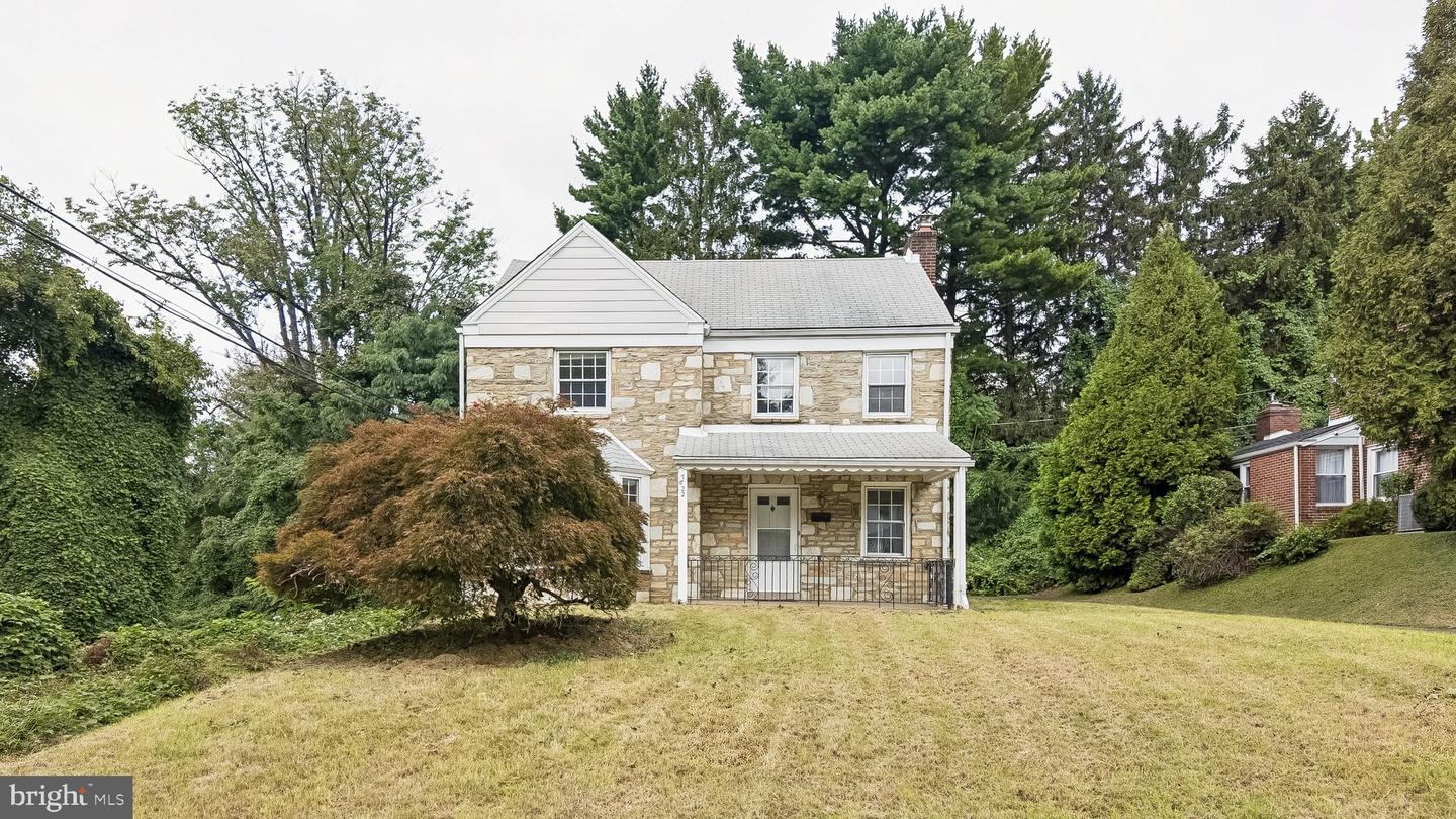 7622 BROOKFIELD RD # Property Photo 1
