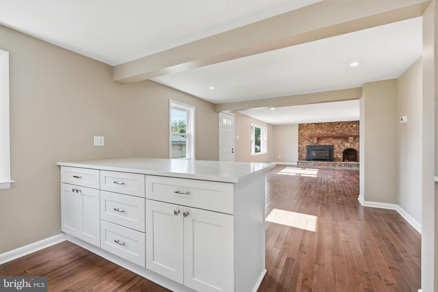 244 E Monument Ave # Property Photo 15