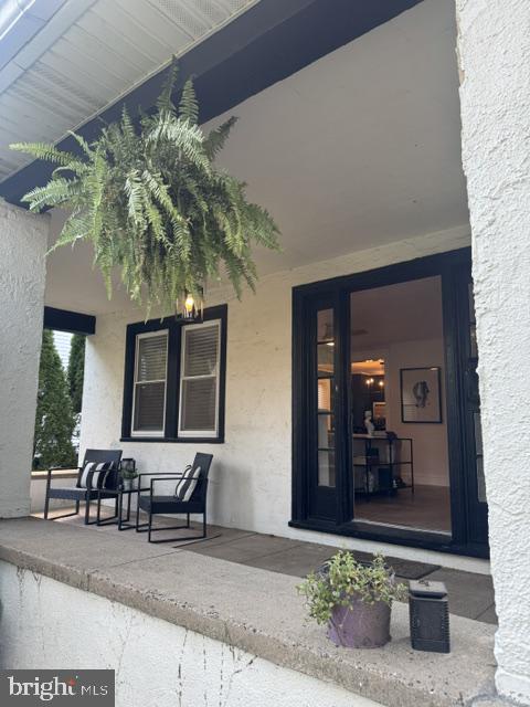 8366 Cadwalader Ave Property Photo 2