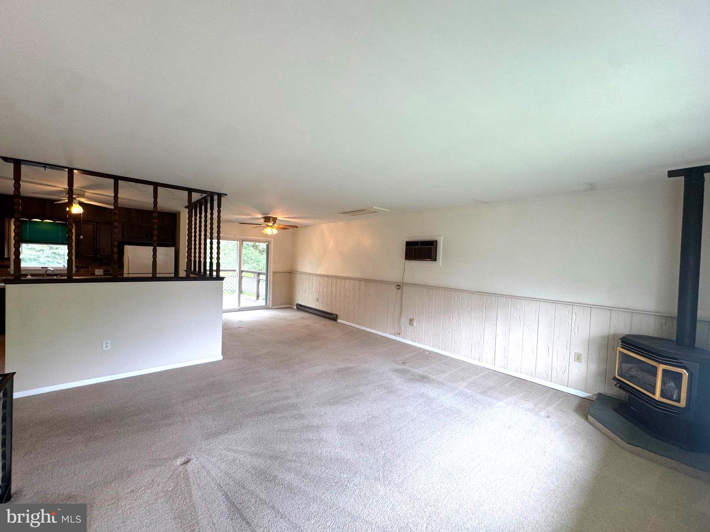 1170 Woodmere Dr # Property Photo 6