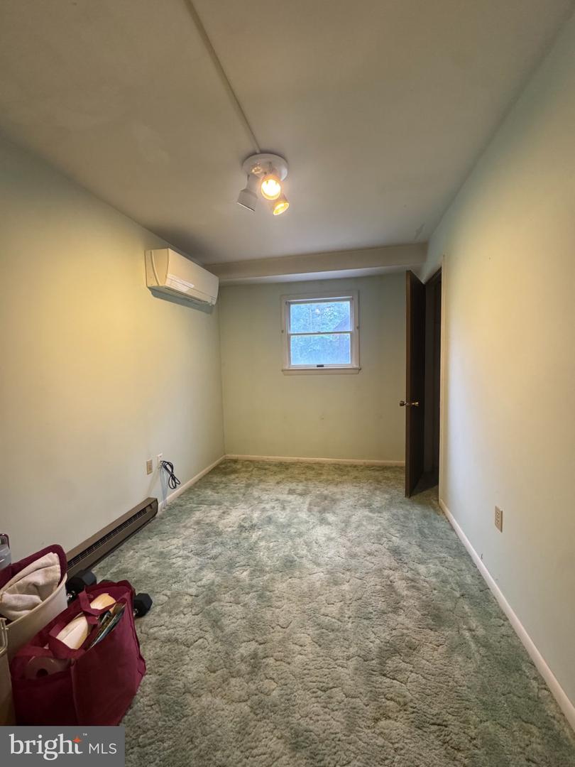 1170 Woodmere Dr # Property Photo 20