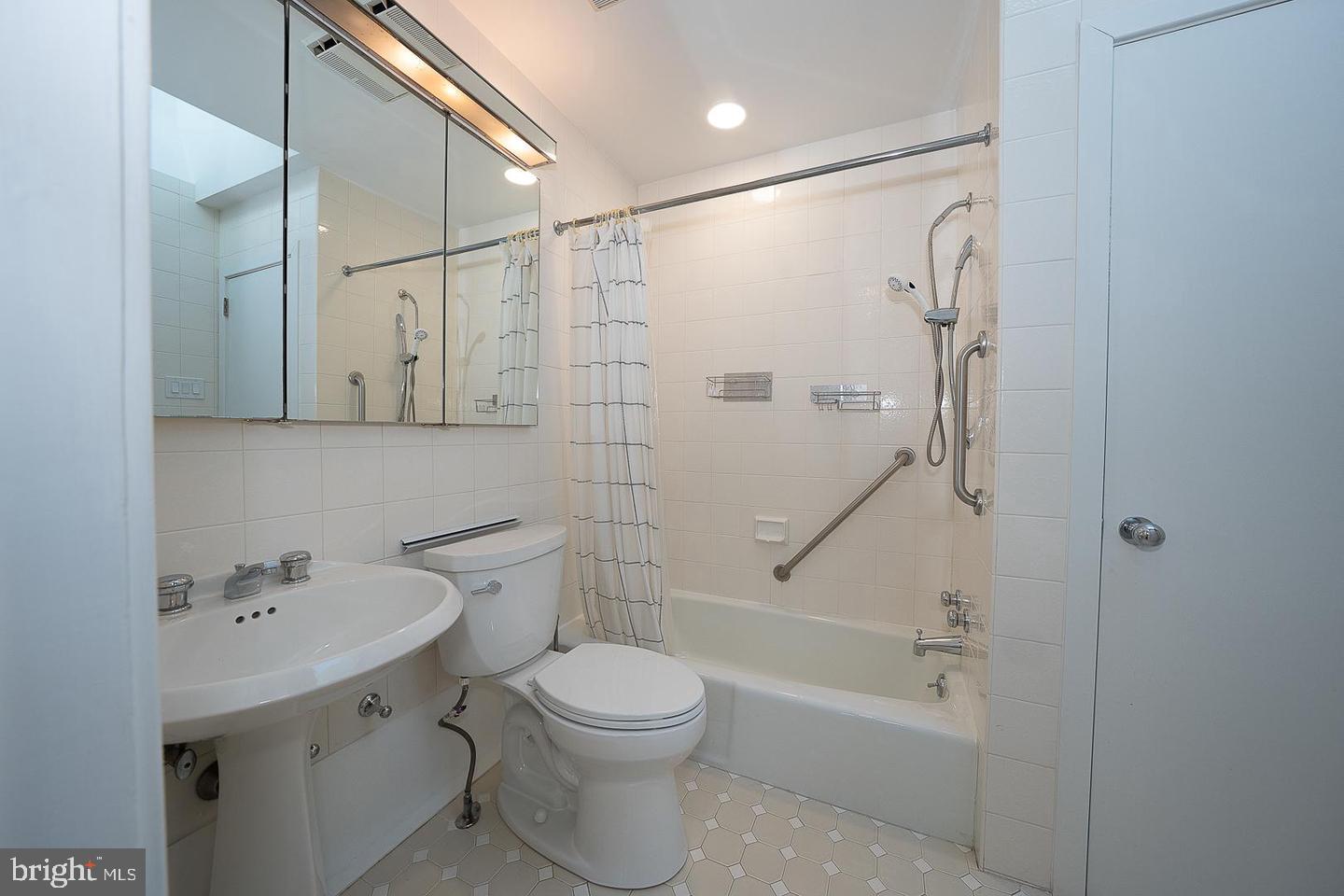 39 Fairview Rd Property Photo 22