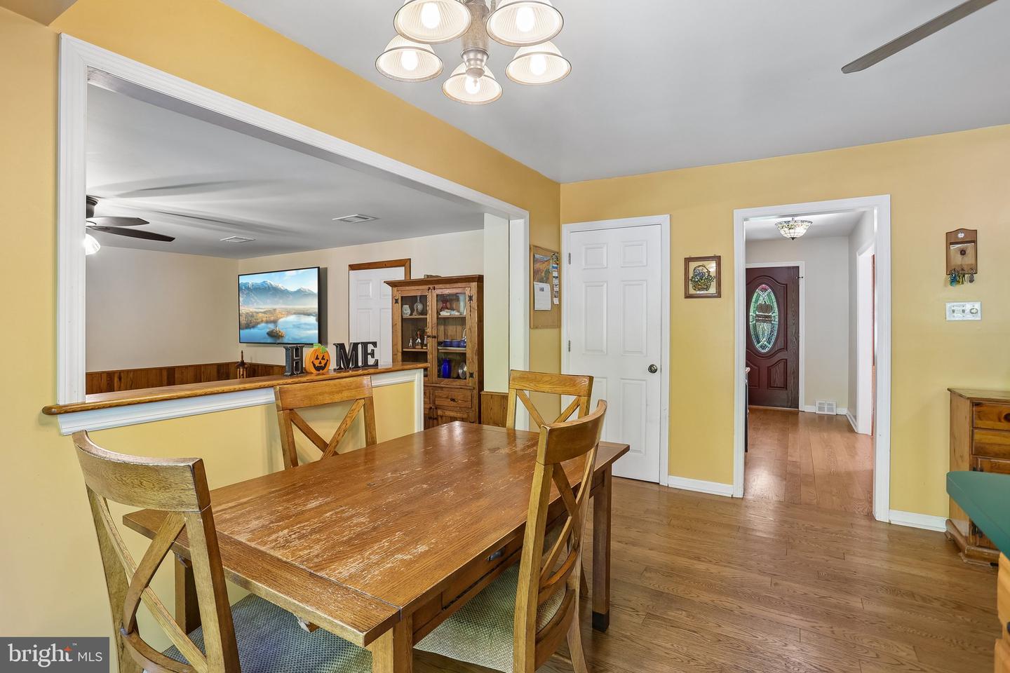 729 Mockingbird Ln # Property Photo 10