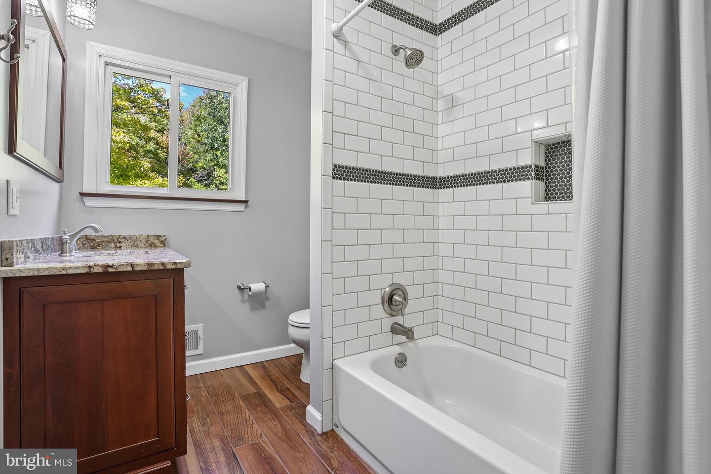 729 Mockingbird Ln # Property Photo 27
