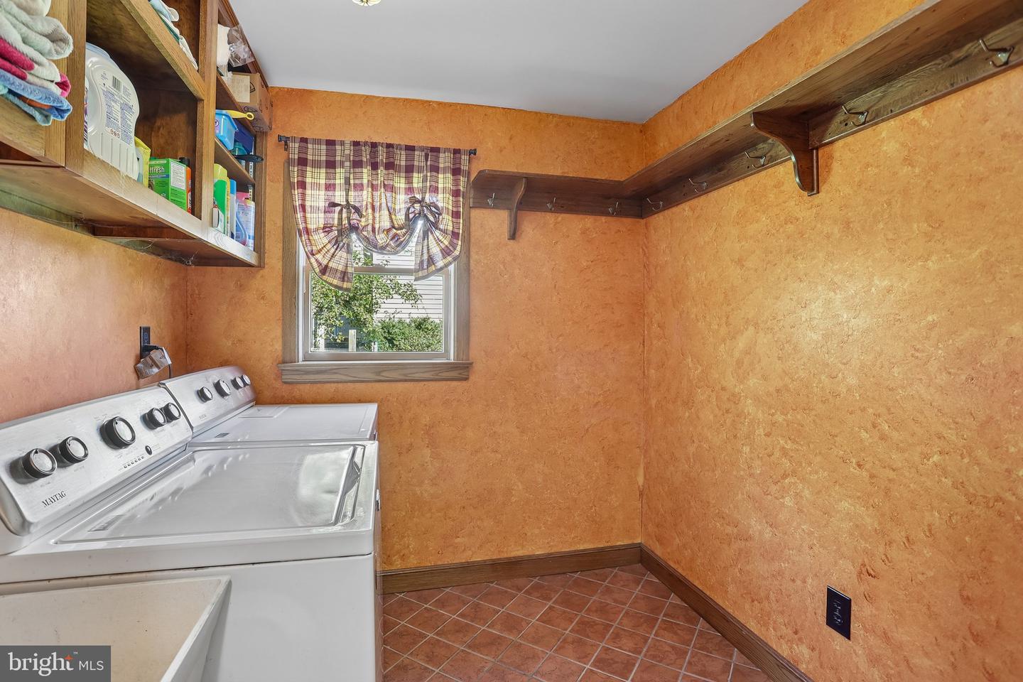 729 Mockingbird Ln # Property Photo 29