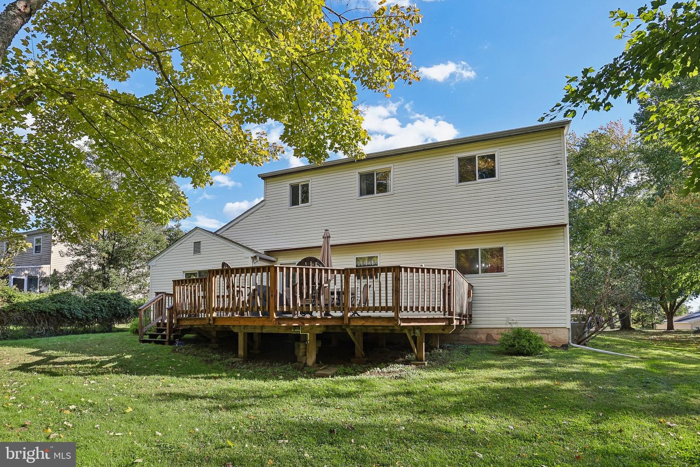 729 Mockingbird Ln # Property Photo 34