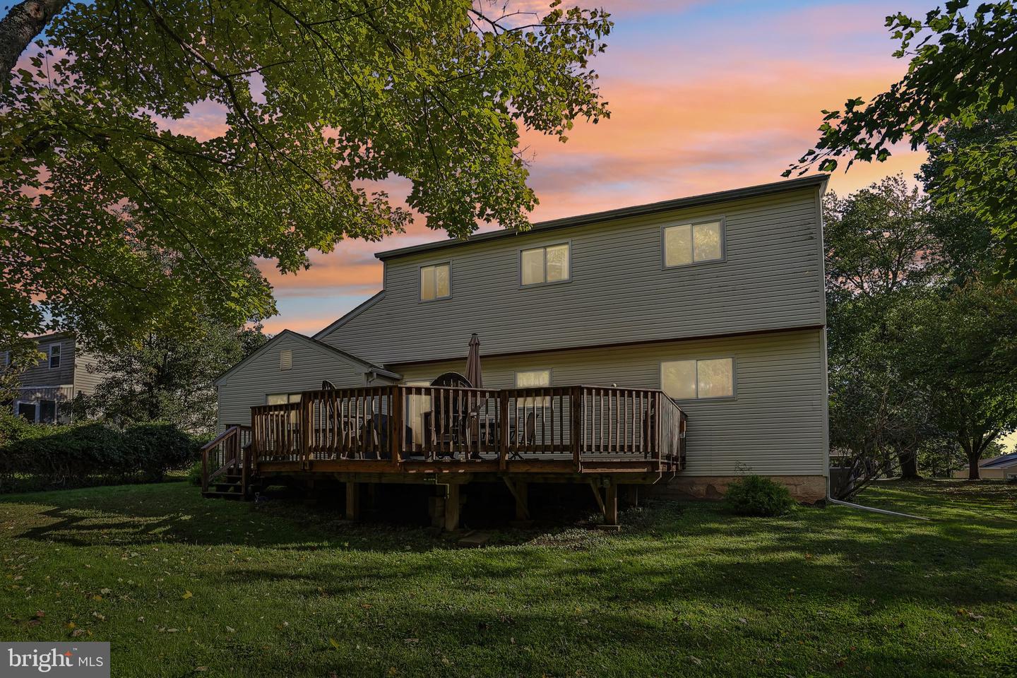 729 Mockingbird Ln # Property Photo 36